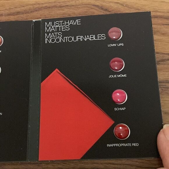 Nars Cosmetic Bag NWT plus Lipstick, Lip Balm and foundation samples. - Picture 5 of 6